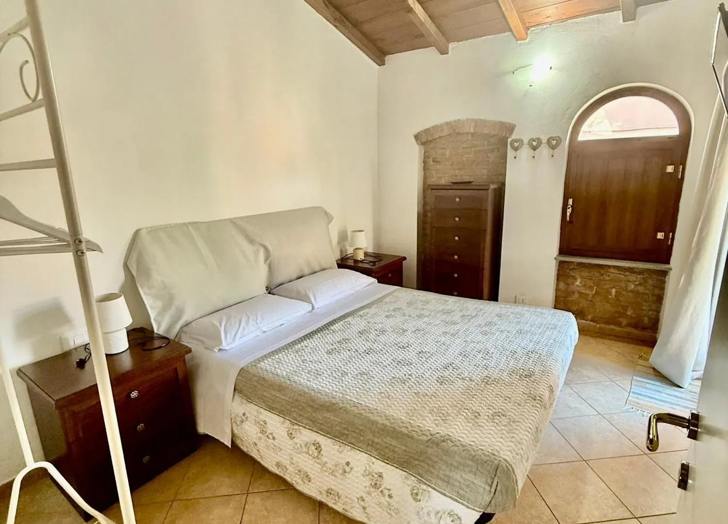 Casa Vacanze Elena Rometta Holiday home